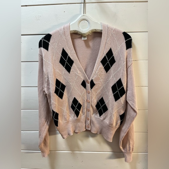 Jones New York Sweaters - JONES NEW YORK Pink Argyle Cardigan – Size M